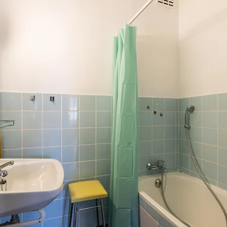 Apartamento Santiago 0403 *